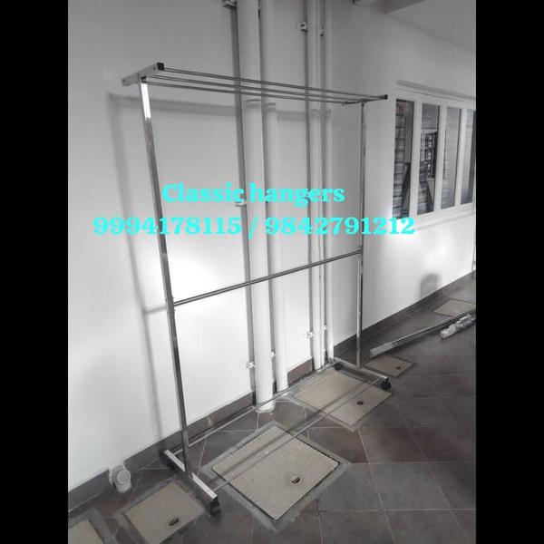 Classic Hangers:H Model Stand
