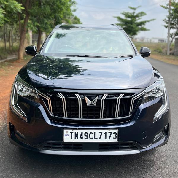 New branding mahindra xuv700 v