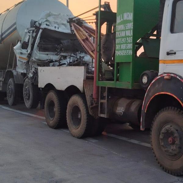 Four wheeler Towing services M