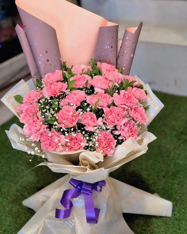 Meet the bouquet that whispers