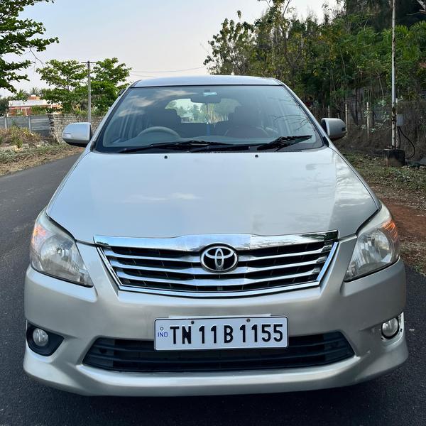 Second hand innova low budget 