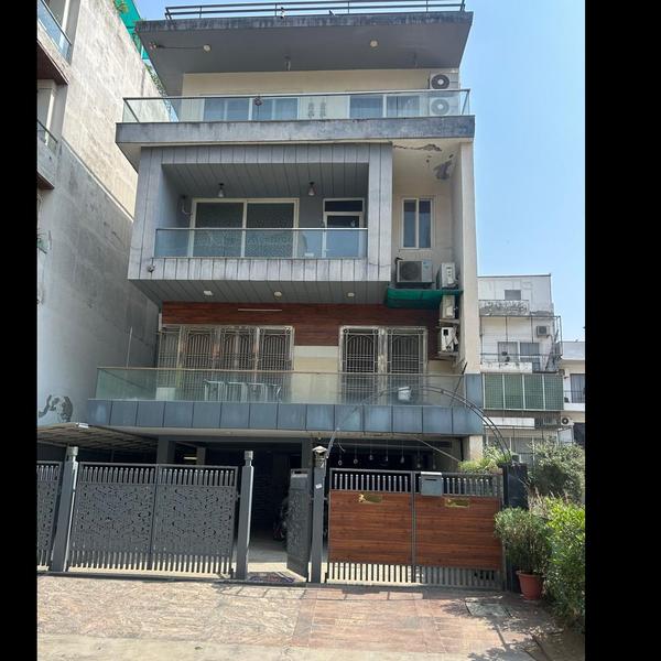 Luxury 4BHK Residence in Secto