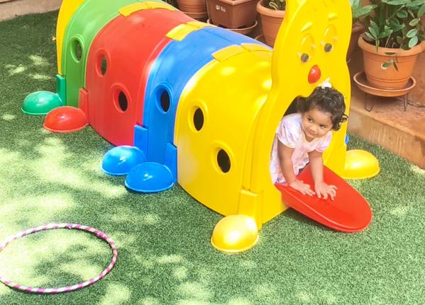Playtime for kids in mont