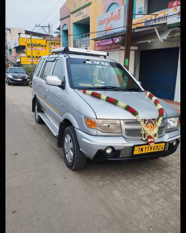 Family Taxi Service in Mayilad