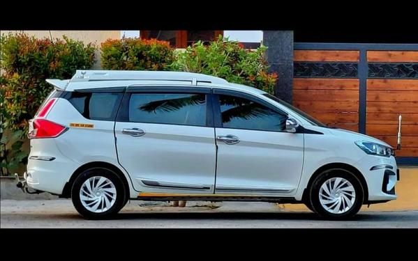 Corporate Taxi Service in Mayi