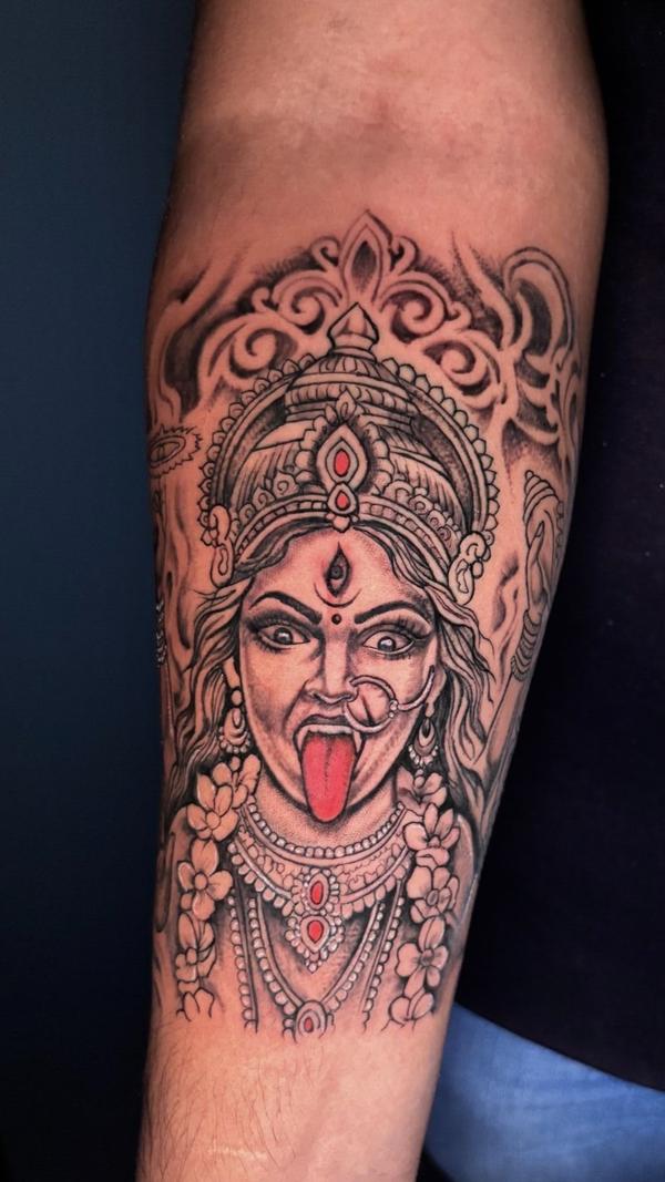 Best Tattoo Artist near St tho