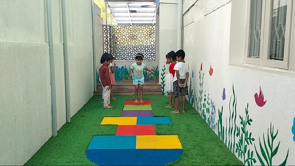 indokiddzy montessori pre