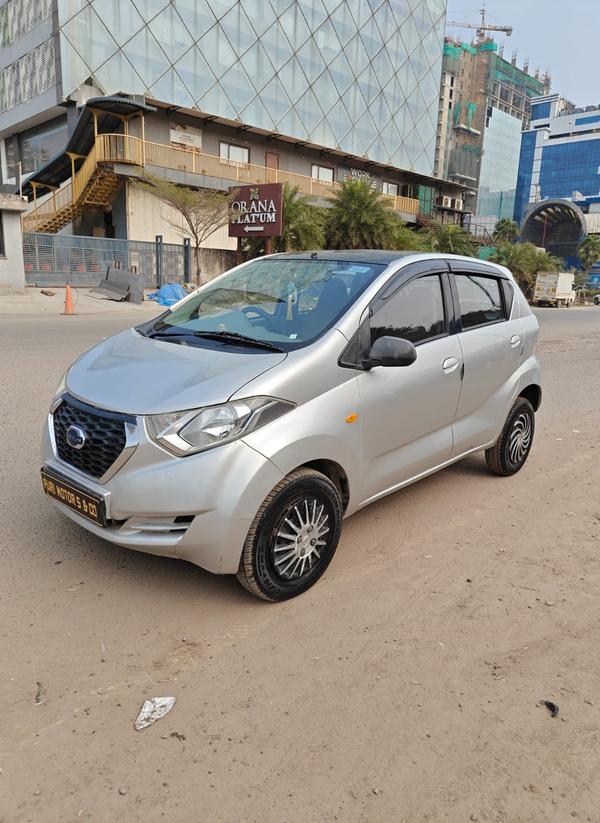 petrol manual hatchback 2016 m