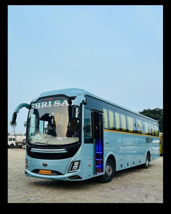 AC Bus & Tempo Traveller on Re