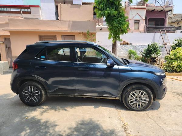 Hyundai Venue 1.5 CRDi MT SX (