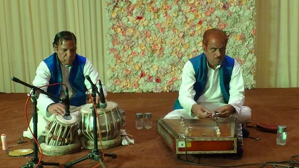 bollywood santoor performance