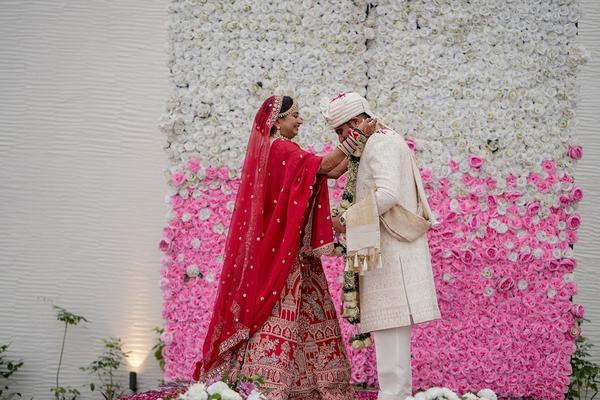 wedding candid photoshoot .True wedding candid p