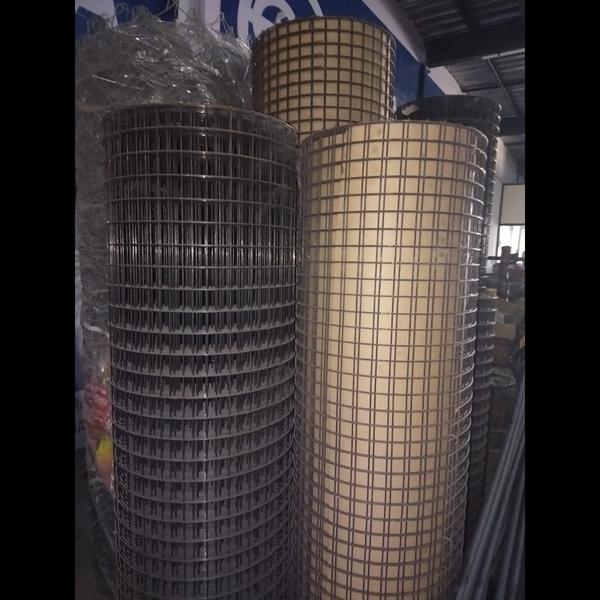 the steel pipe and sheet dealers in Seerathoppu? S