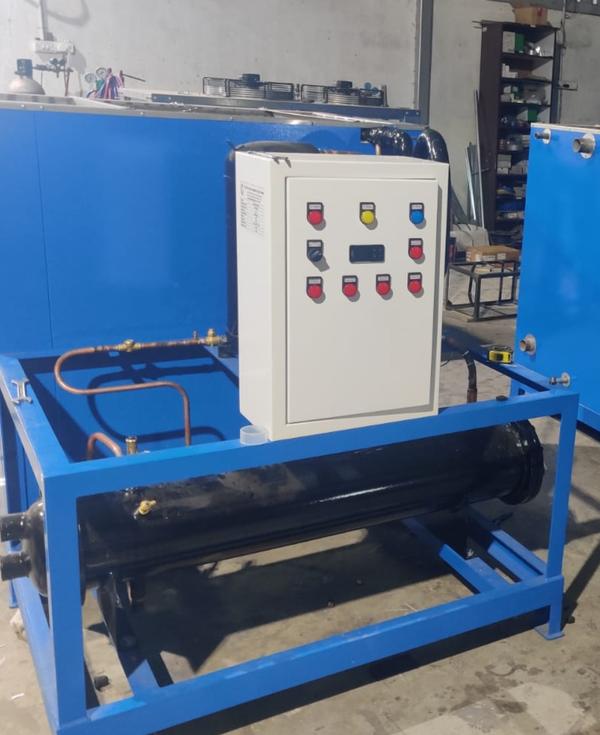 Gireesh Industrial Chiller supplies Water Cooled C
