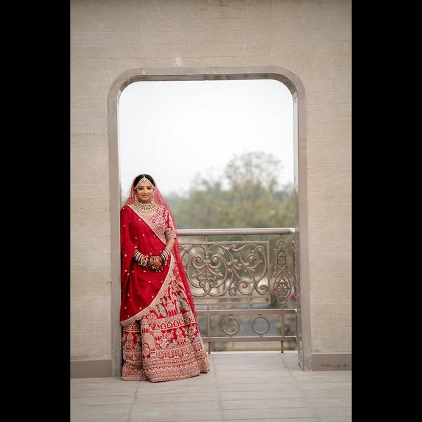 candid wedding cinematic films “Luxury wedding c