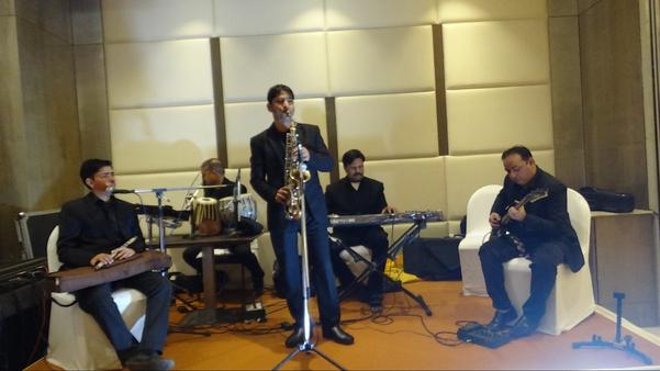 premium saxophone player delhi