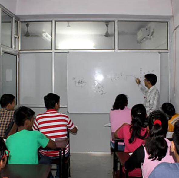 Coaching Institute in Vis
