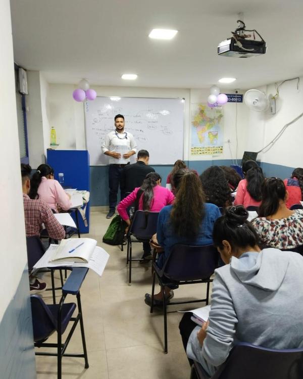 Coaching Classes Near Met