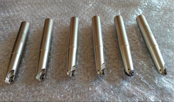 We offer indexable insert ball nose cutter to suit