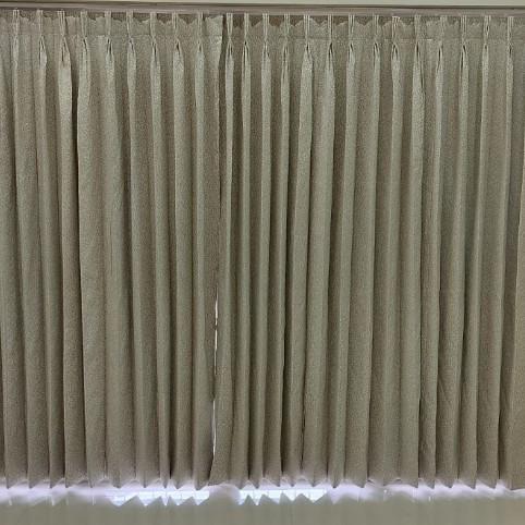 A double inverted pleat i