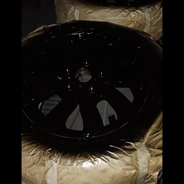 Car Alloys painting in carspar