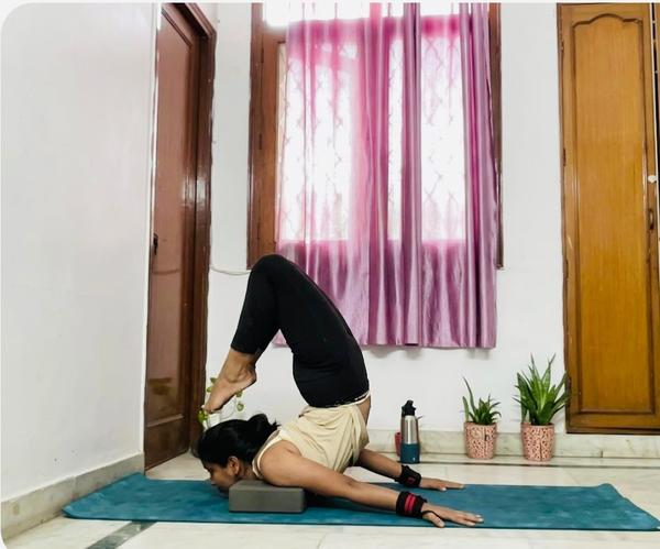 best male yoga instructors del