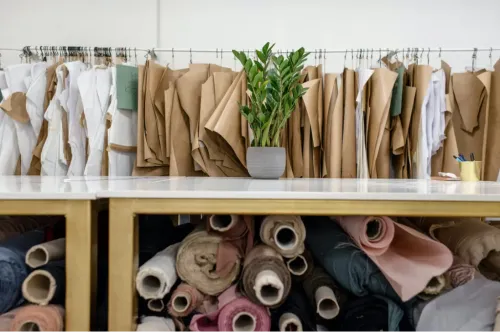 The Fashion Industry Logistic 