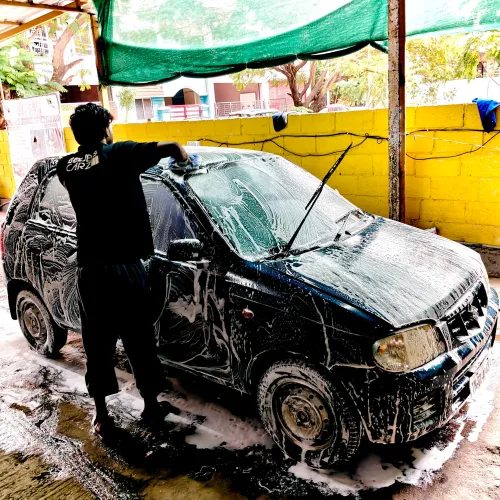 car foam wash polish detailing