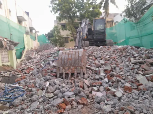 Sm traders building demolition