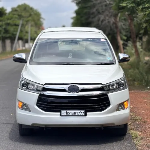 Second hand innova crysta cars