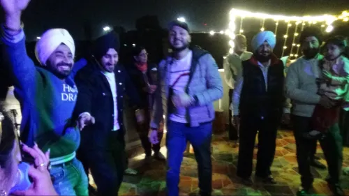 live bollywood melodies with f