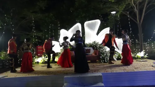 🔥 Western Dance Group Perform