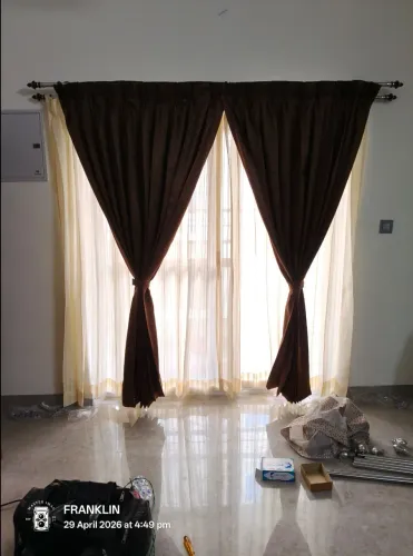 Discover elegant window furnis