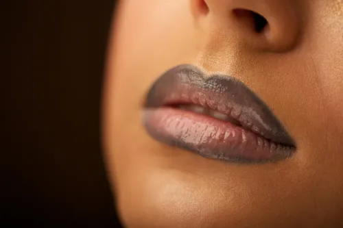 Dark lip correction has gained