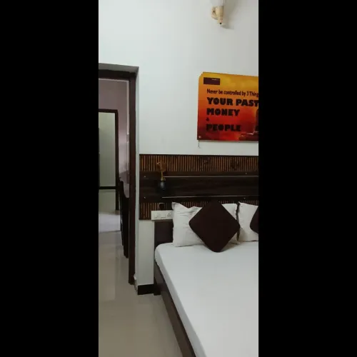 Maduraa serviced apartment , T