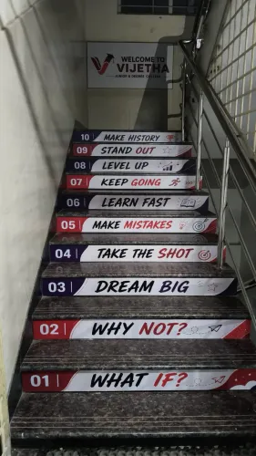 vinyl printing services hydera