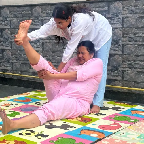 female yoga teacher delhi ncr