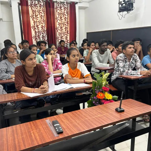 ALAKNANDA Commerce Academ