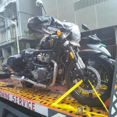 Car towing service. Mumbai. Al