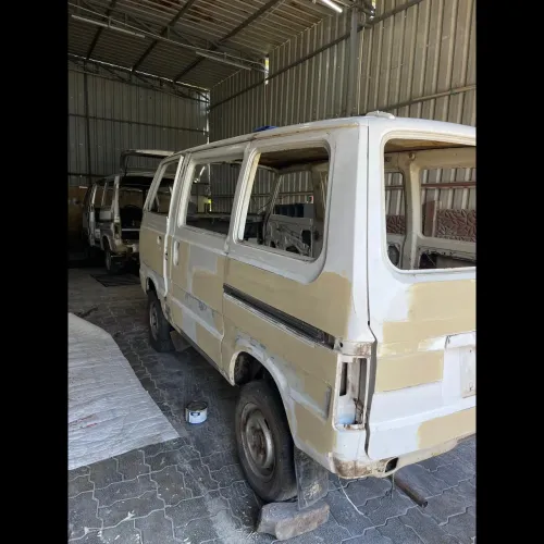 Four Wheel Alignment helps red