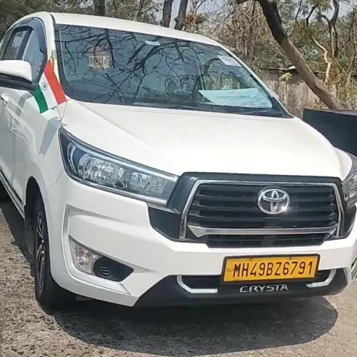 innova crysta available out st