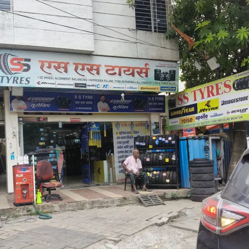 गाडीचे टायर (Tyre) हा तुम
