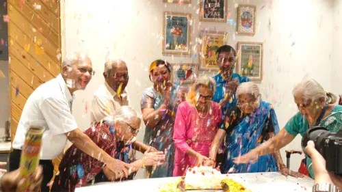 Seniors with memory challenges