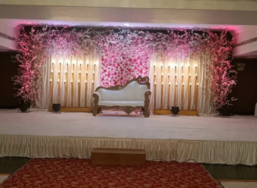 marriage hall near mulund stat