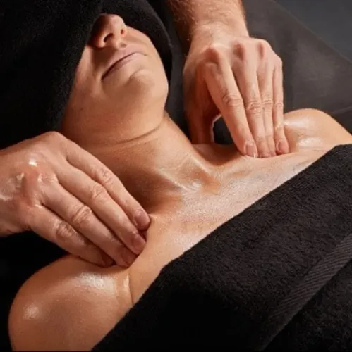 7 Star Spa & Massage Center, Kondhwa 
BE