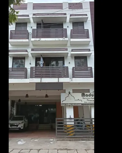 Maduraa serviced apartment in 