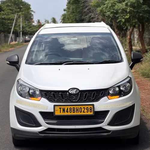 Mahindra marazoo Tboard vehicl