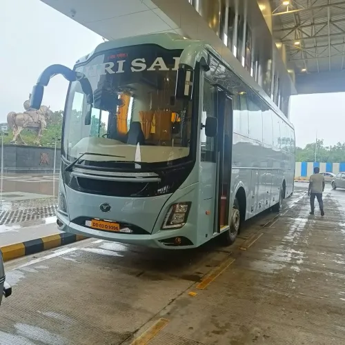 Affordable AC Bus & Tempo Trav