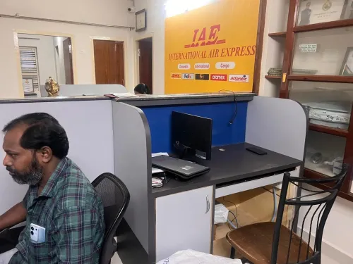 International Courier Service 