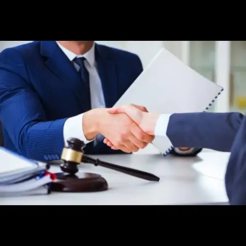 Connect with top-rated advocat